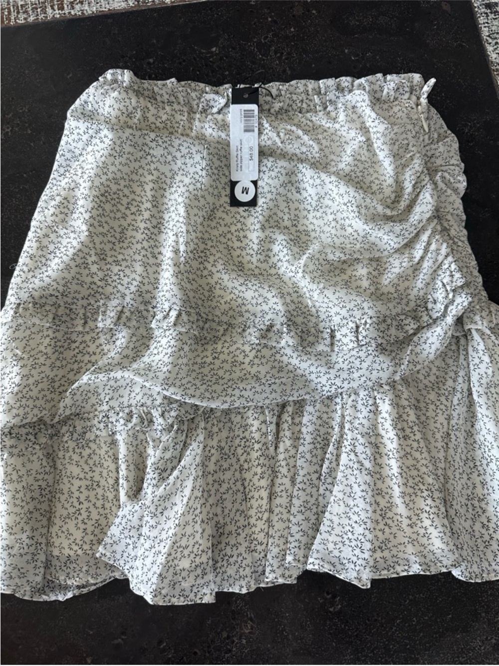 BNWT RUFFLE SKIRT FROM MIAMI BOUTIQUE SZ M